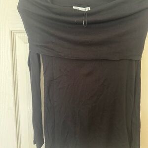 Zara Elegant off shoulder long sleeves Top